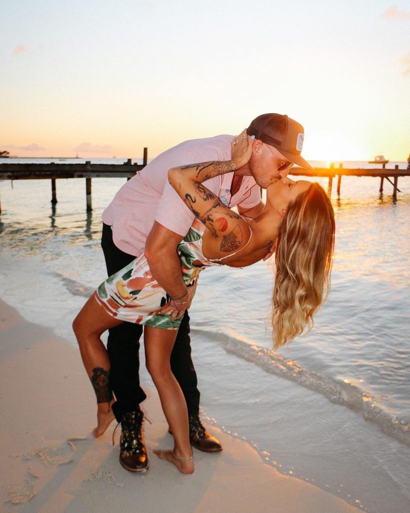 Destination wedding in Aruba planned by Adams Global Travel